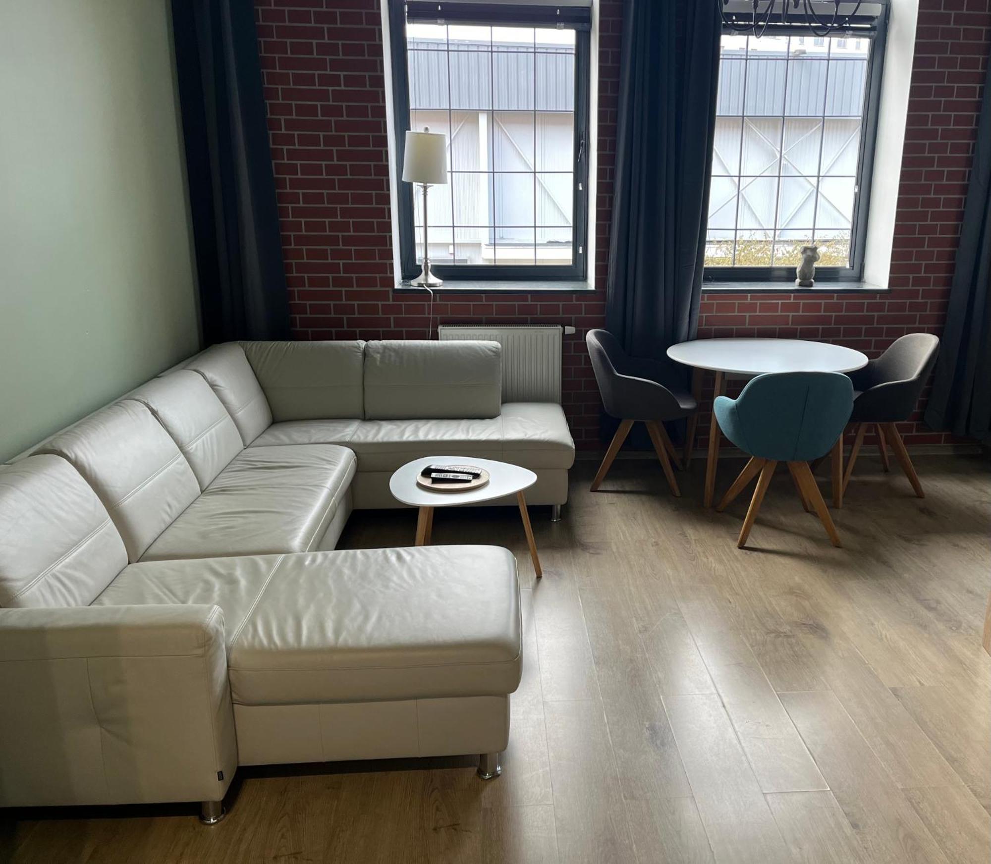 Loft Stara Tkalnia Apartment เจโลนากูรา ภายนอก รูปภาพ