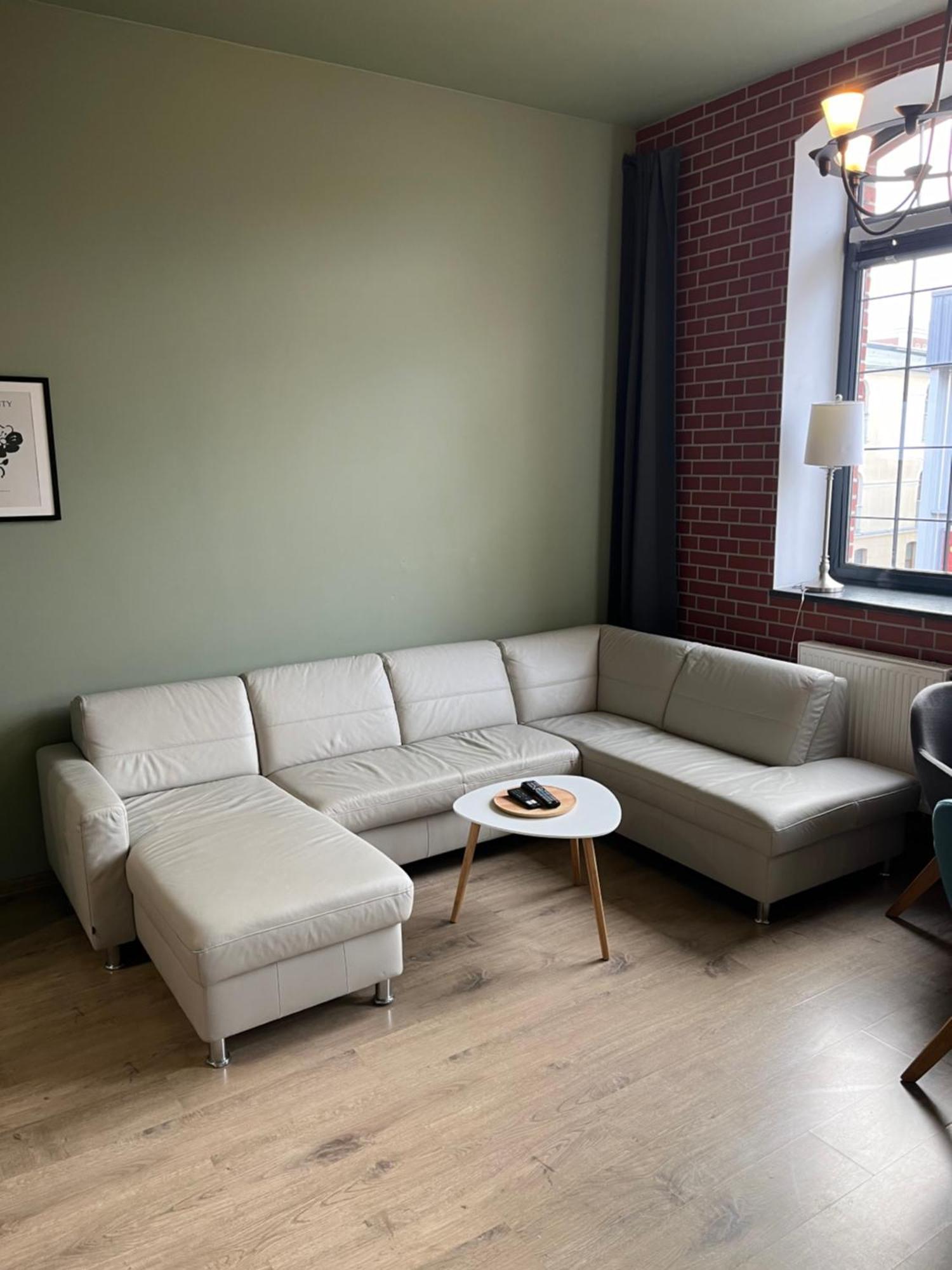 Loft Stara Tkalnia Apartment เจโลนากูรา ภายนอก รูปภาพ